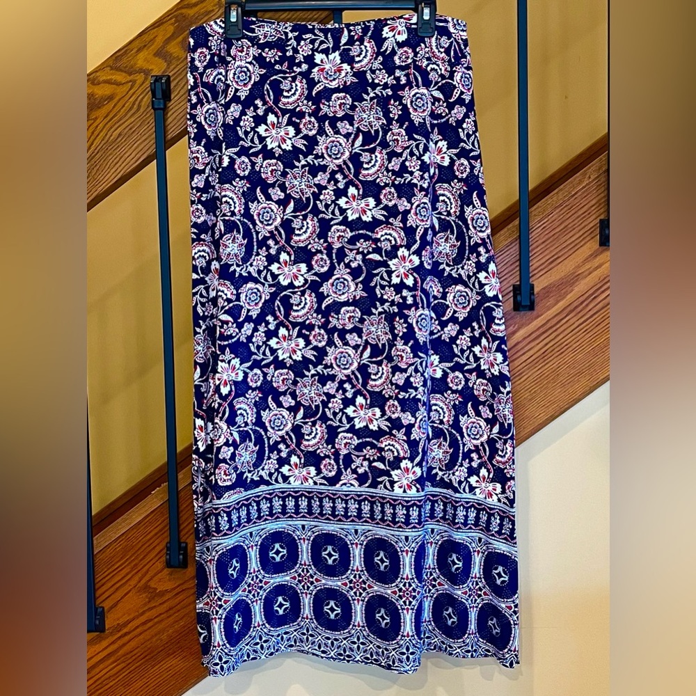 Talbots Jersey Knit Maxi Skirt elastic Waist side Slits red-white-blue SZ. Med